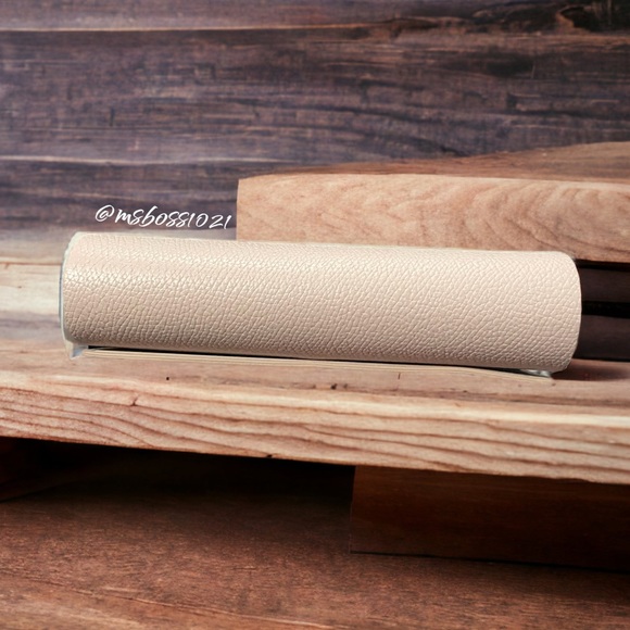 Chloé Lt Pink Eyeglass/Sunglass Case+Cloth BRAND NEW - Picture 3 of 7